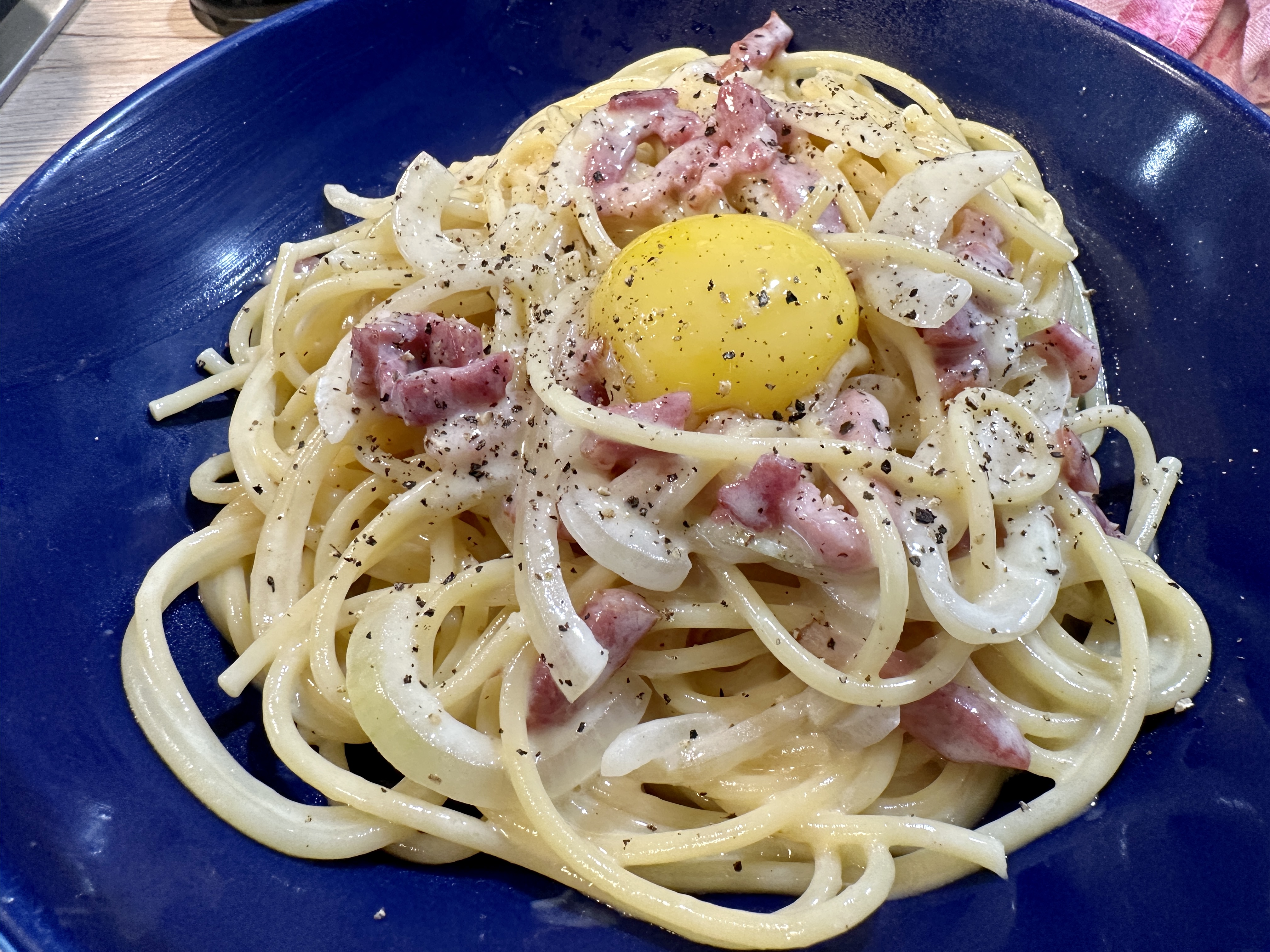 <i>Spaghetti</i><i>Carbonara</i>